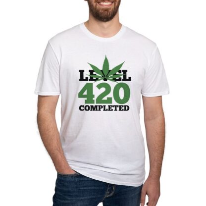 LEVEL 420 COMPLETED Men's Classic T-Shirt